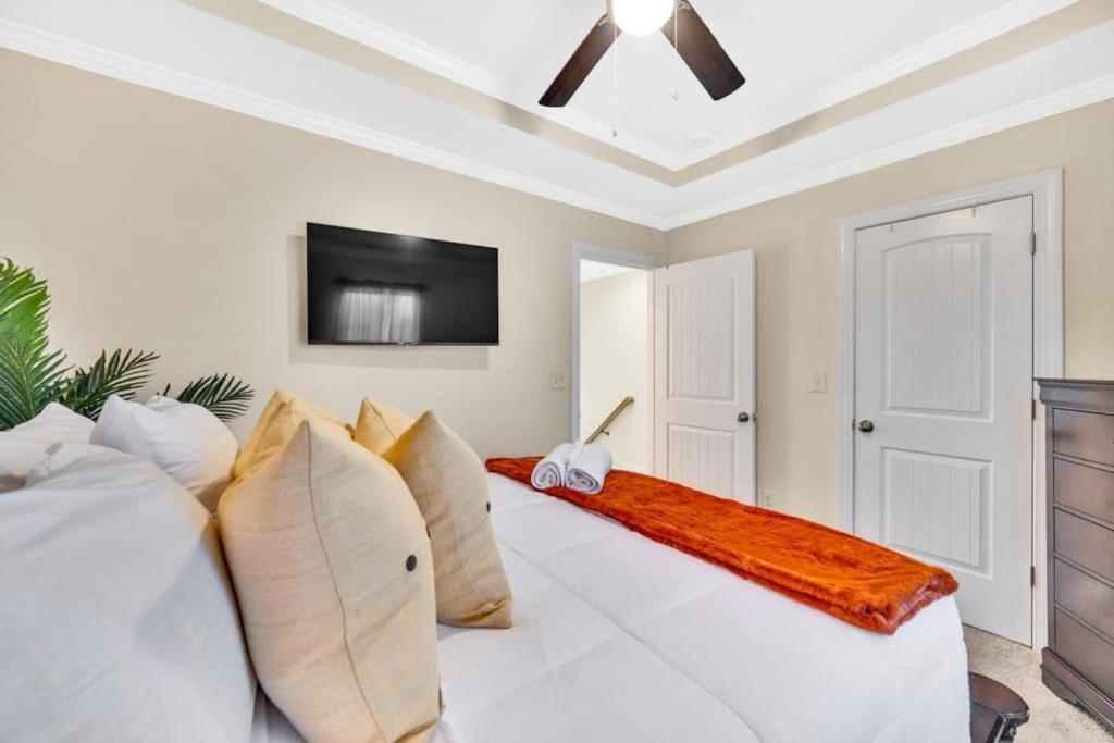 Willa Cozy 2B Townhouse King Bed Free Parking Tv In Brs Concord Zewnętrze zdjęcie